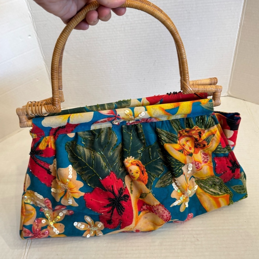 Vintage Mystique Hawaiian Tropical Cloth Beaded Purse Wood Handles Palm Trees